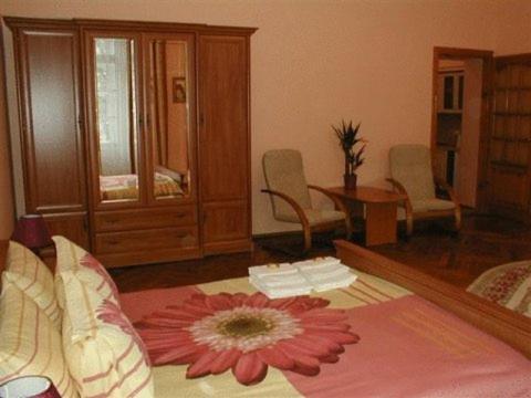 Old Town Apartments Lviv Bagian luar foto